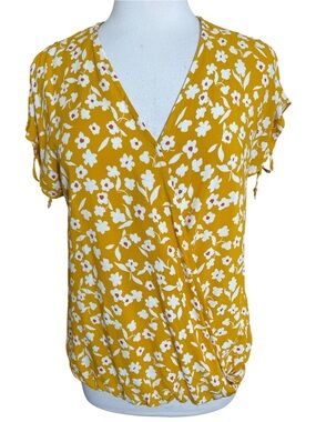 NEW AVLN Studio Floral Bubble Hem Cross Over Bust Top SZ M Yellow White